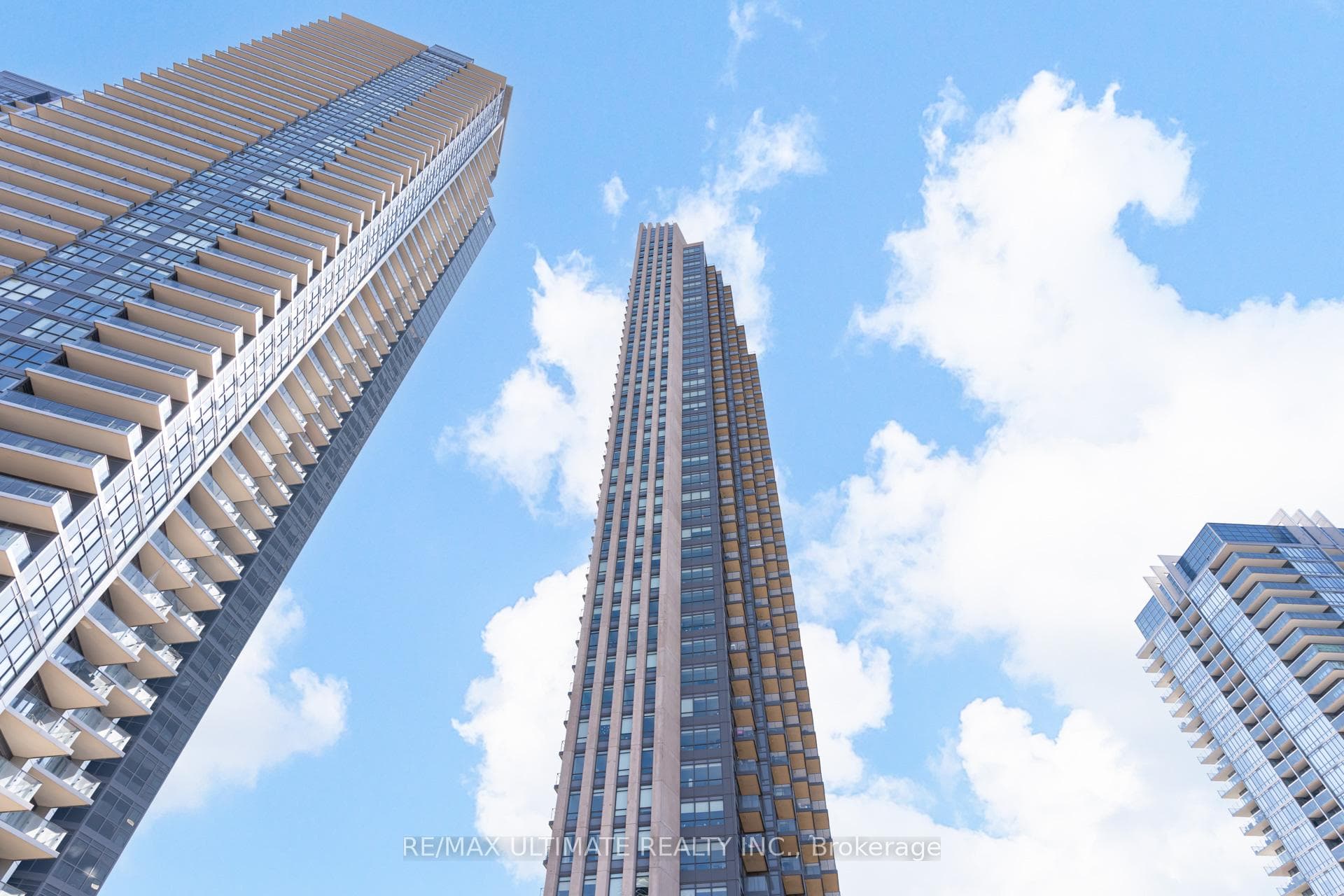36 Park Lawn Road Unit 203, Liberty Village / Parkdale / South Parkdale, ON M8V 0E5 - Photo 1