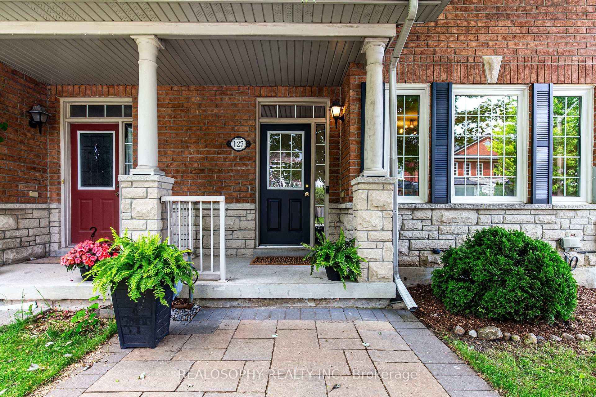 127 Selkirk Drive, Richmond Hill