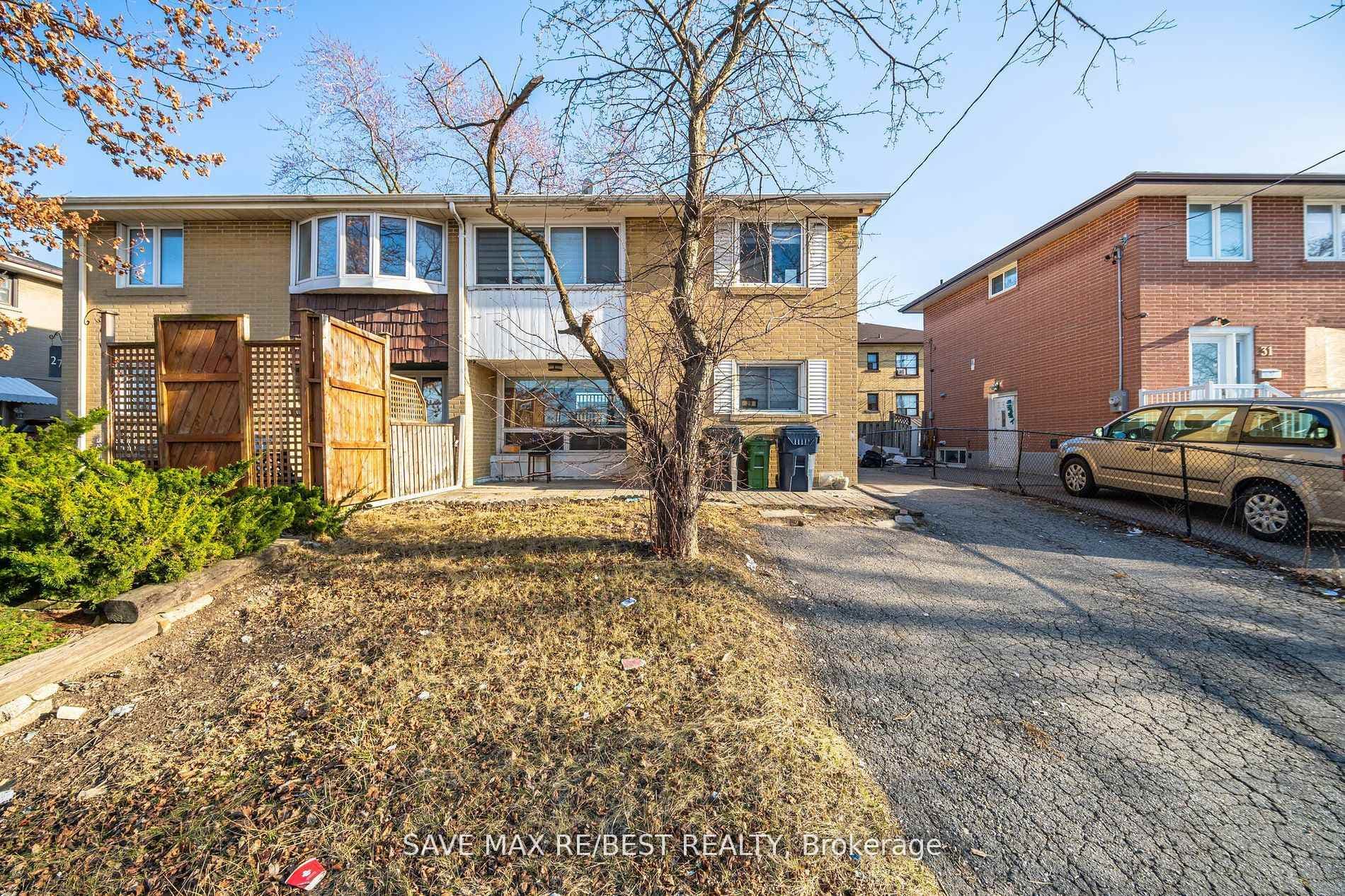 29 Brookmere Road, Etobicoke (West Mall / Rexdale), ON M9W 2X5 - Photo 1