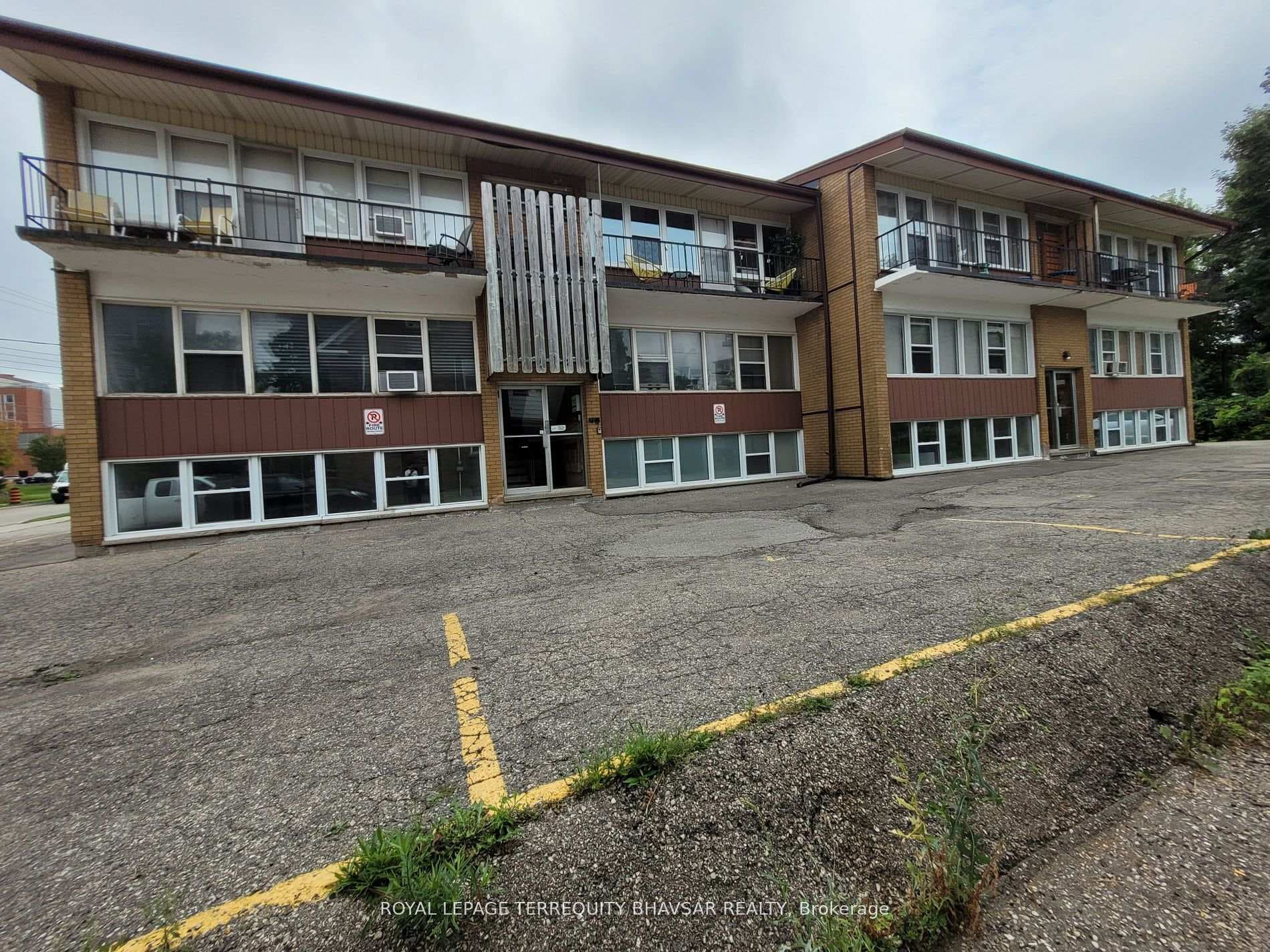 521 Park Street Unit 5, Kitchener, ON N2G 1N8 - Photo 1