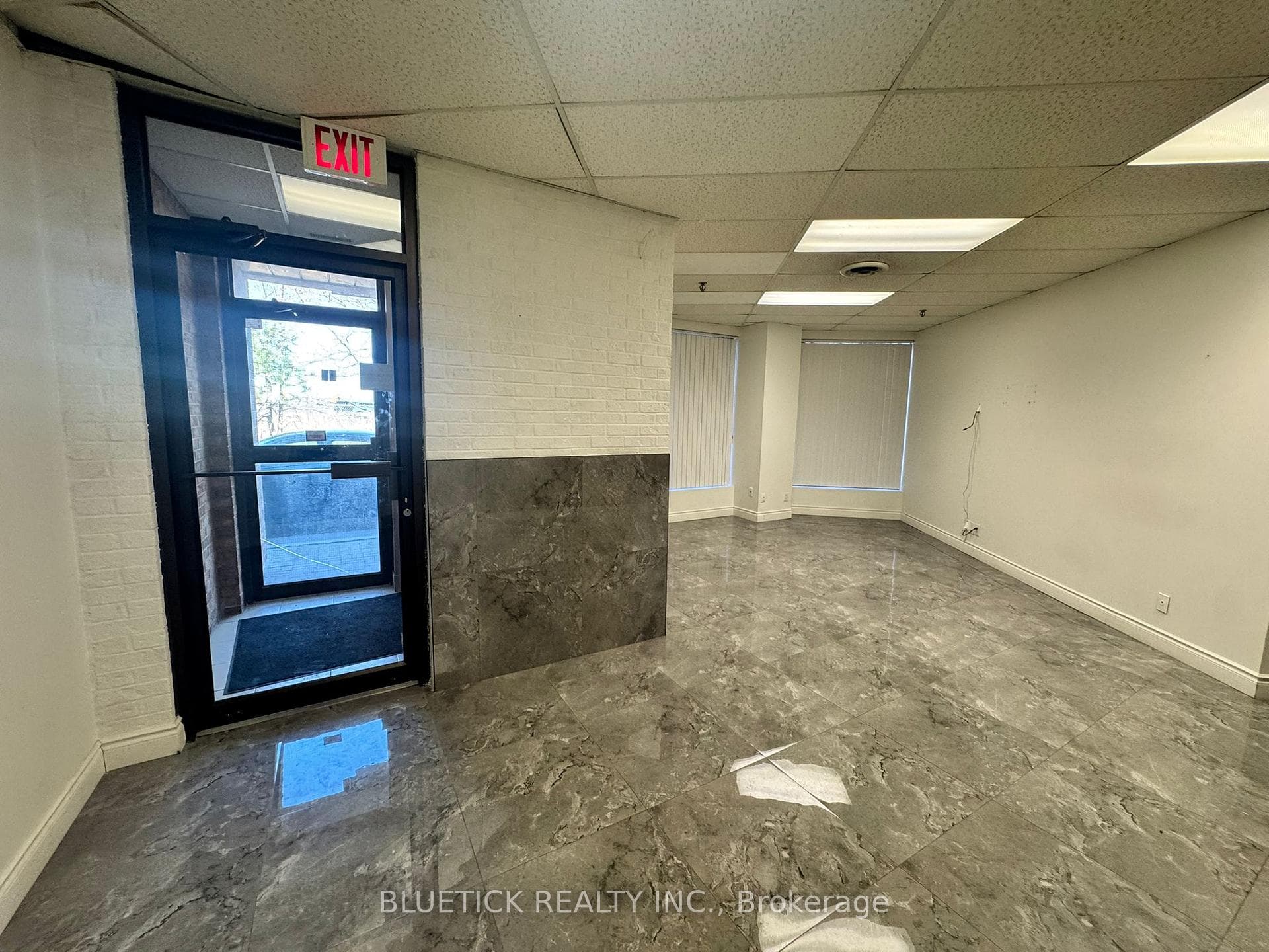 12 Bram Court Unit 17-18, Brampton, ON L6W 3V1 - Photo 1