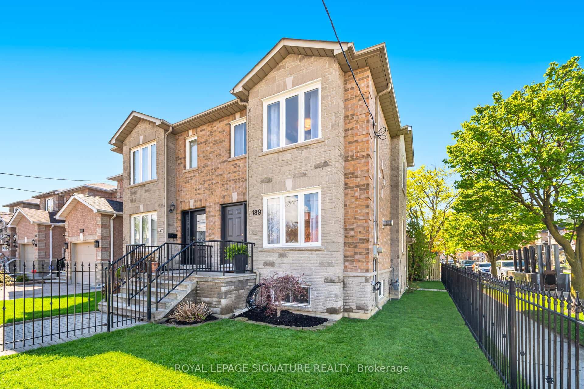 189 Aileen Avenue, Keelesdale / Eglinton West, ON M6M 1G1 - Photo 1