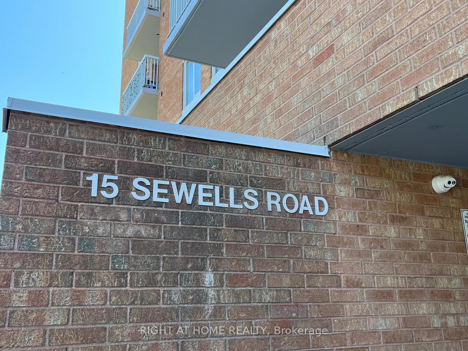 15 Sewells Road Unit 401, Scarborough (Morningside / West Hill), ON M1B 3V7 - Photo 1