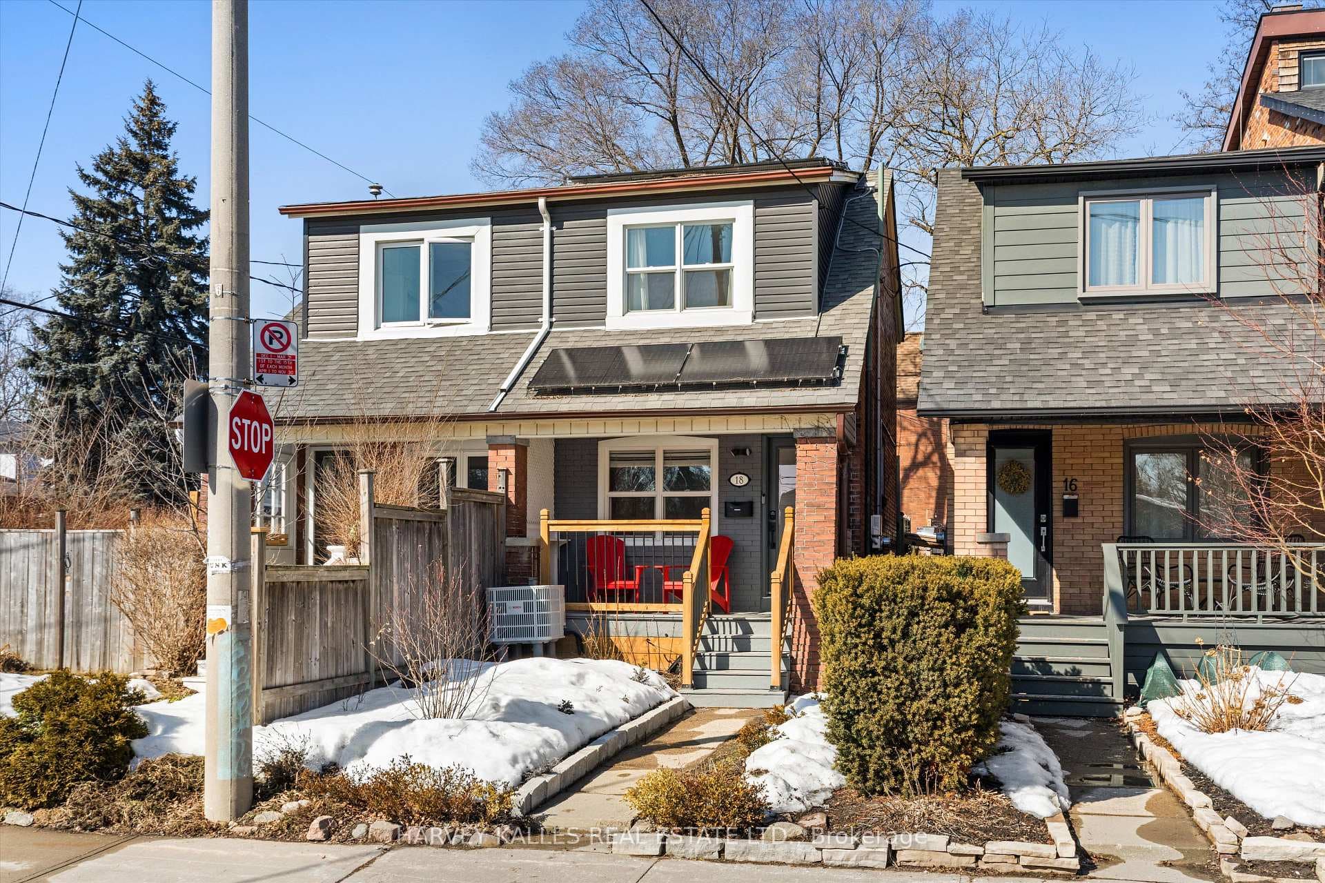 18 Page Avenue, Bloor West Village / Swansea, ON M6S 2P5 - Photo 1