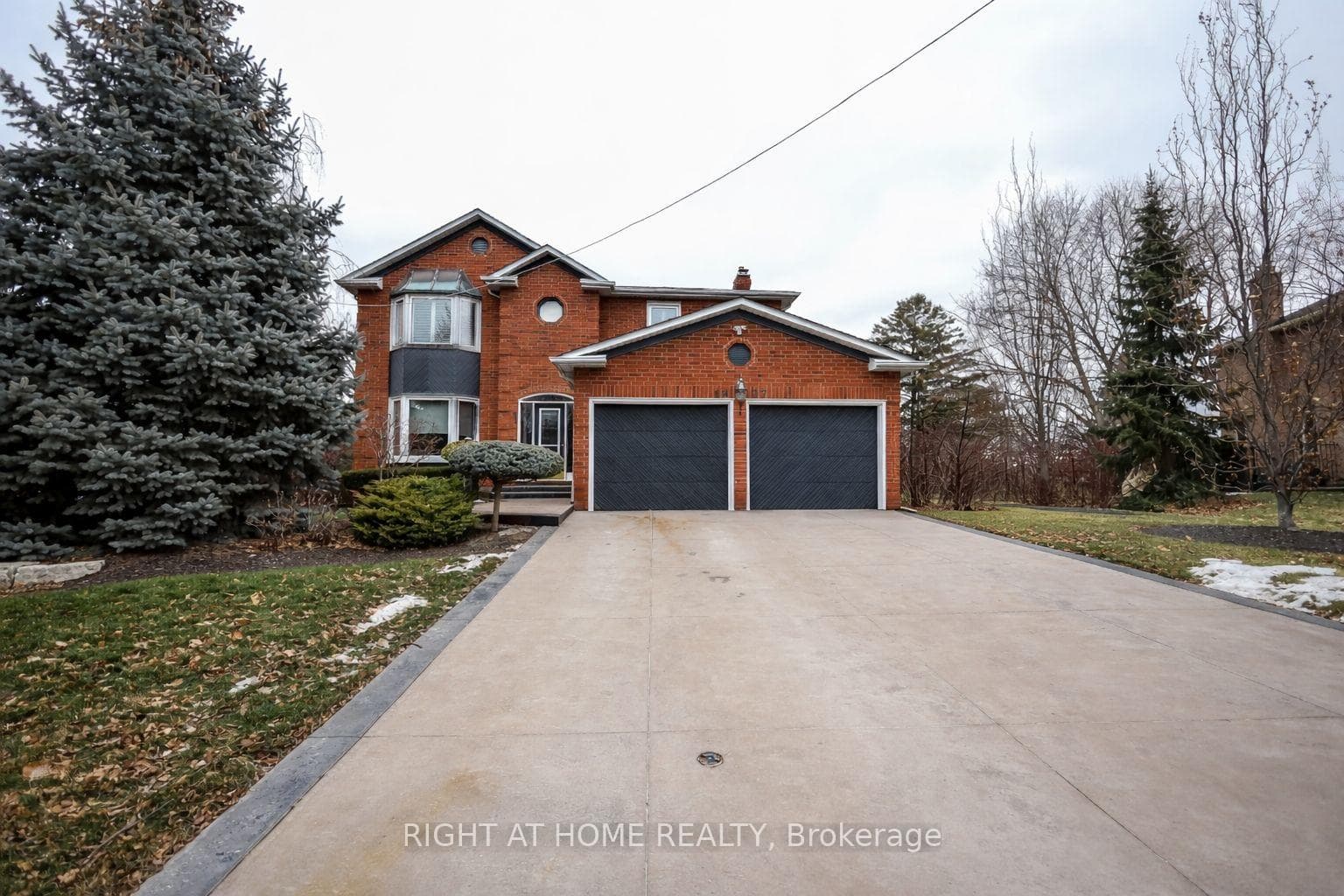 1827 Folkway Drive, Mississauga, ON L5L 2X1 - Photo 1