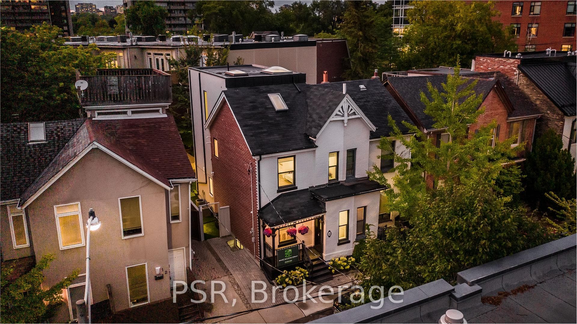 10 Bishop Street, Annex / Yorkville / Summerhill, ON M5R 1N2 - Photo 1