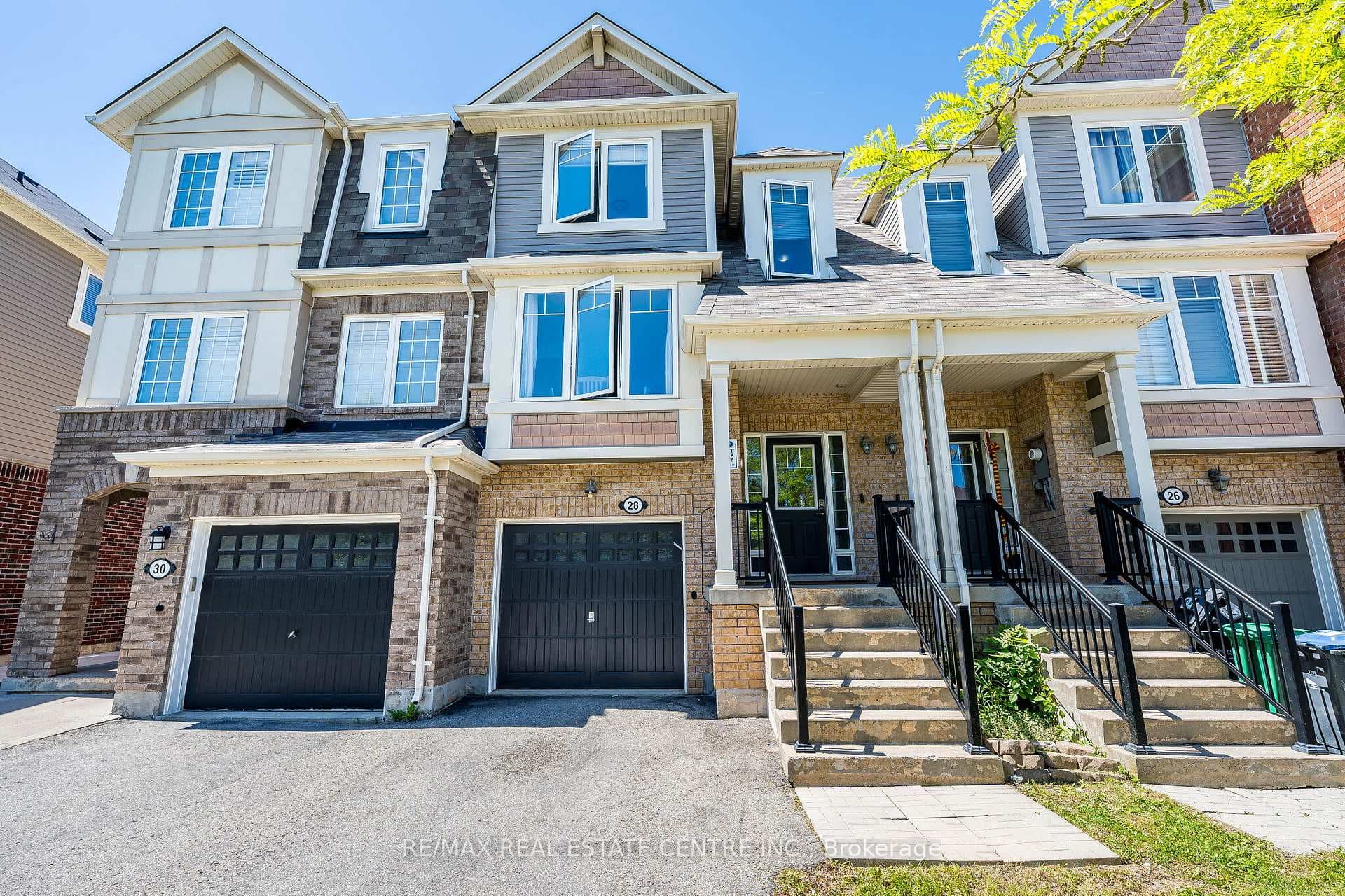 28 Lathbury Street, Brampton, ON L7A 0R5 - Photo 1