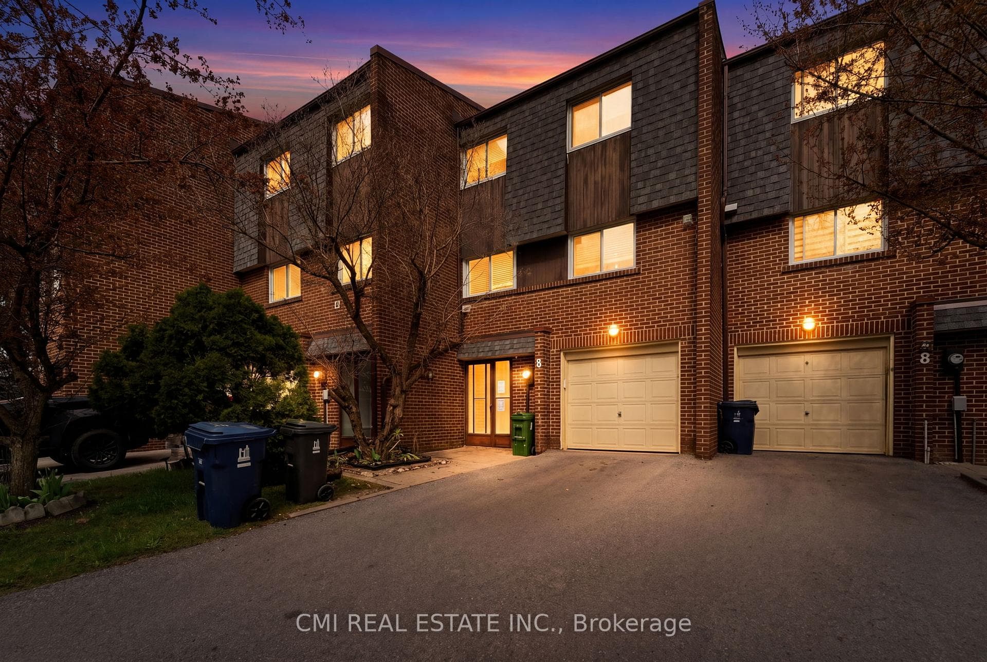 6 Windy Golfway Way, Toronto C11