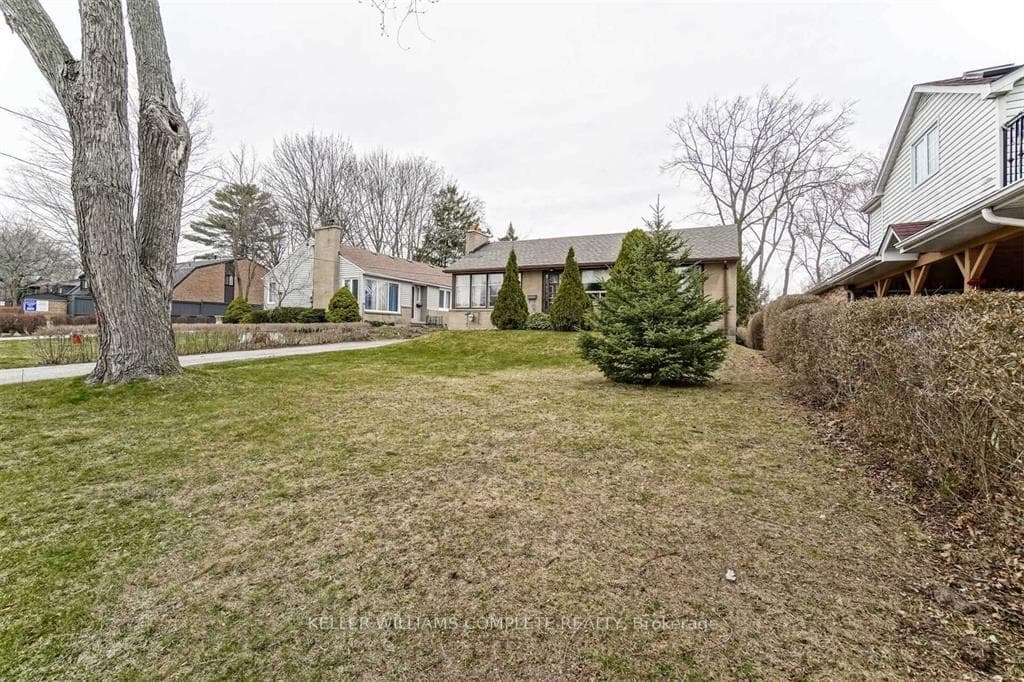 1219 ARGREEN Road, Mississauga, ON L5G 3J2 - Photo 1