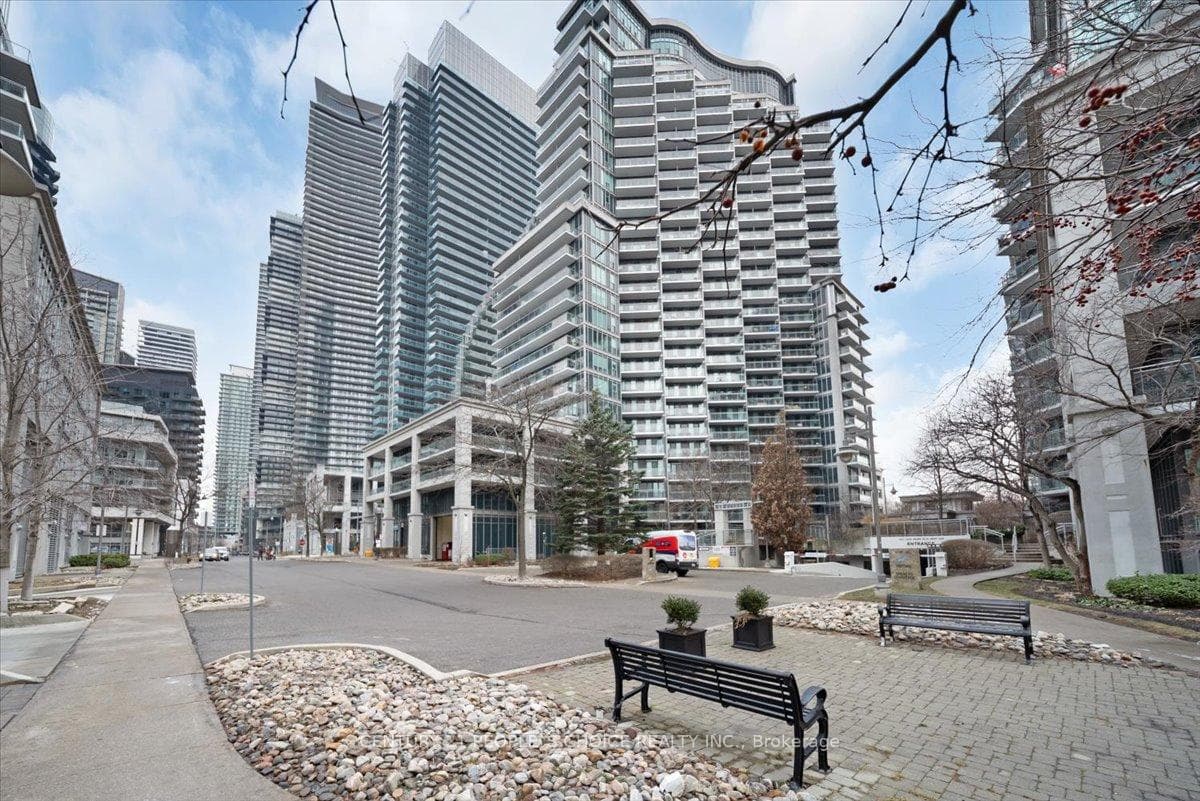2121 Lake Shore Boulevard Unit 1504, Liberty Village / Parkdale / South Parkdale, ON M8V 2E9 - Photo 1
