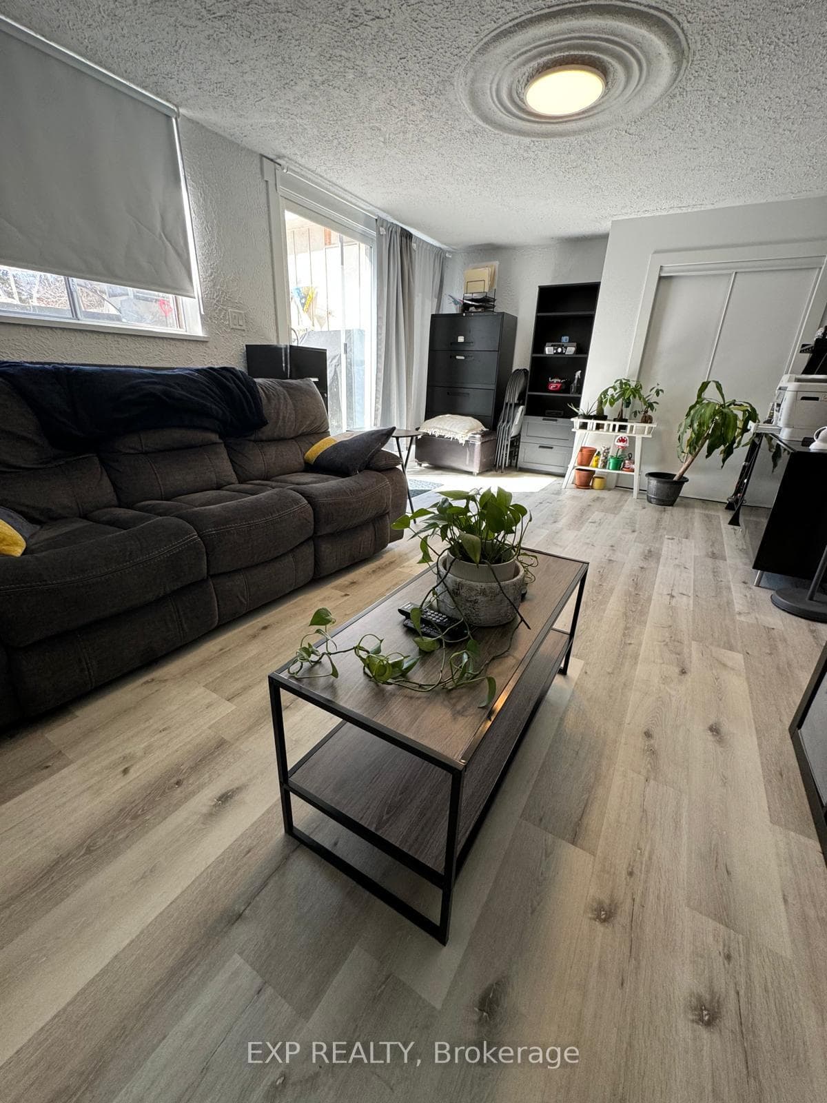 254 Hillside Drive Unit Bsmt, Mississauga, ON L5M 1G5 - Photo 1