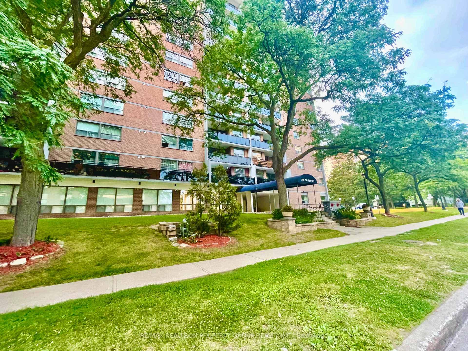 20 Gilder Drive Unit 704, Scarborough Town Centre, ON M1K 5E1 - Photo 1