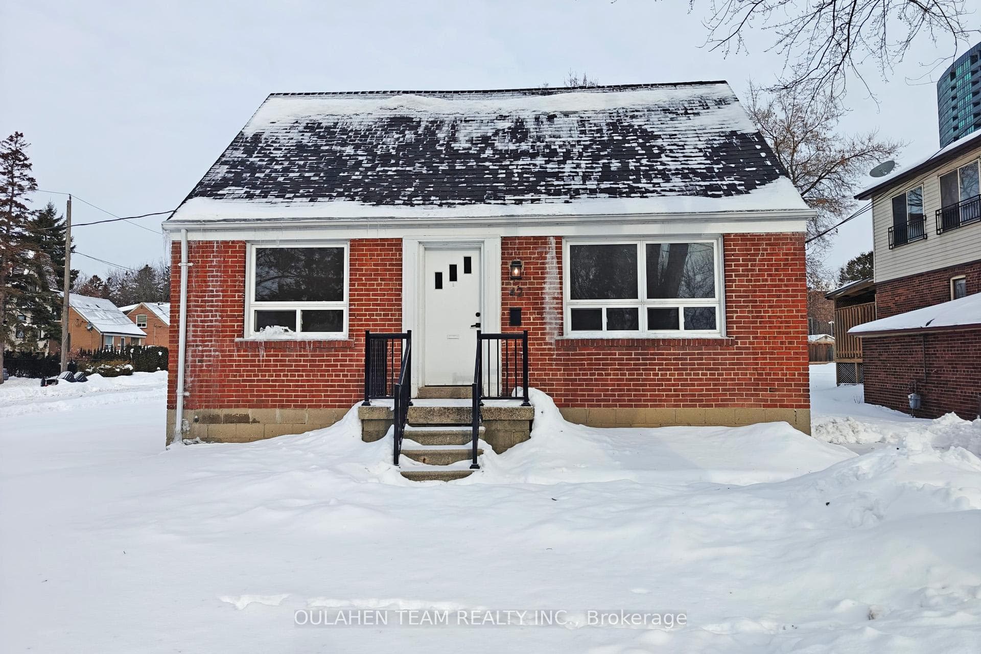 42 Finch Avenue, Thornhill / Willowdale, ON M2N 2G9 - Photo 1