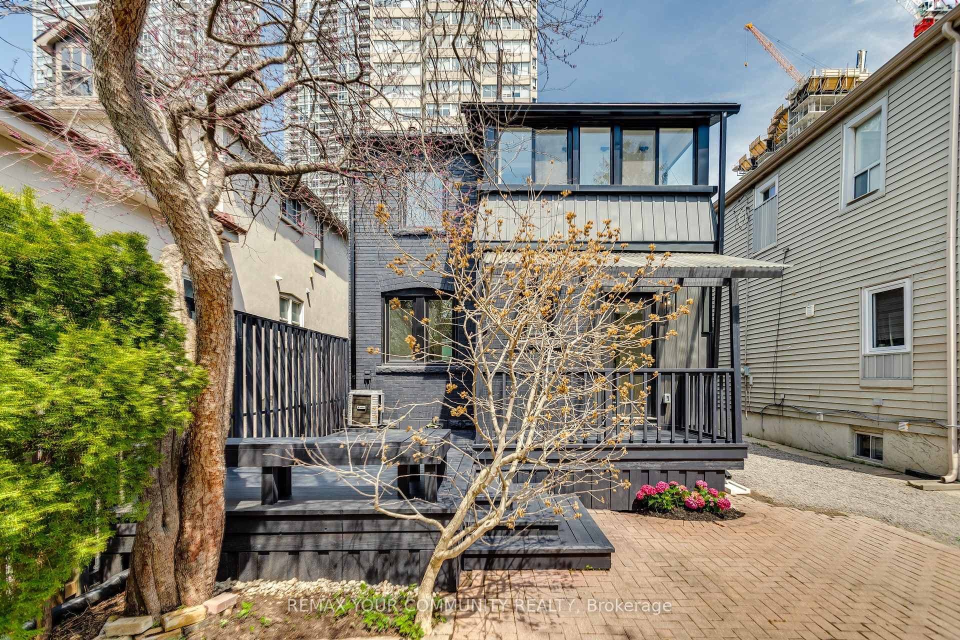 47 Soudan Avenue, Leaside / Davisville, ON M4S 1V5 - Photo 1
