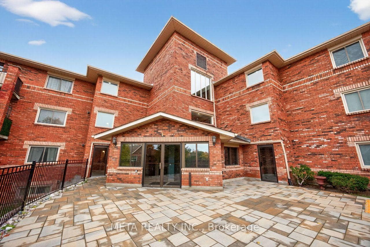 1 Quail Crescent Unit 211, Barrie