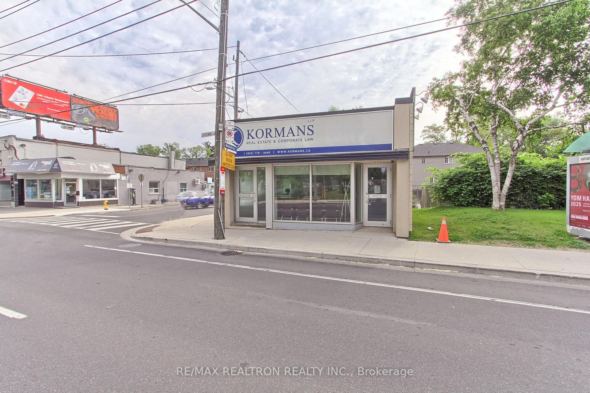 3173 Bathurst Street Unit Main Floor, Lawrence Park / Bedford Park, ON M6A 2B1 - Photo 1