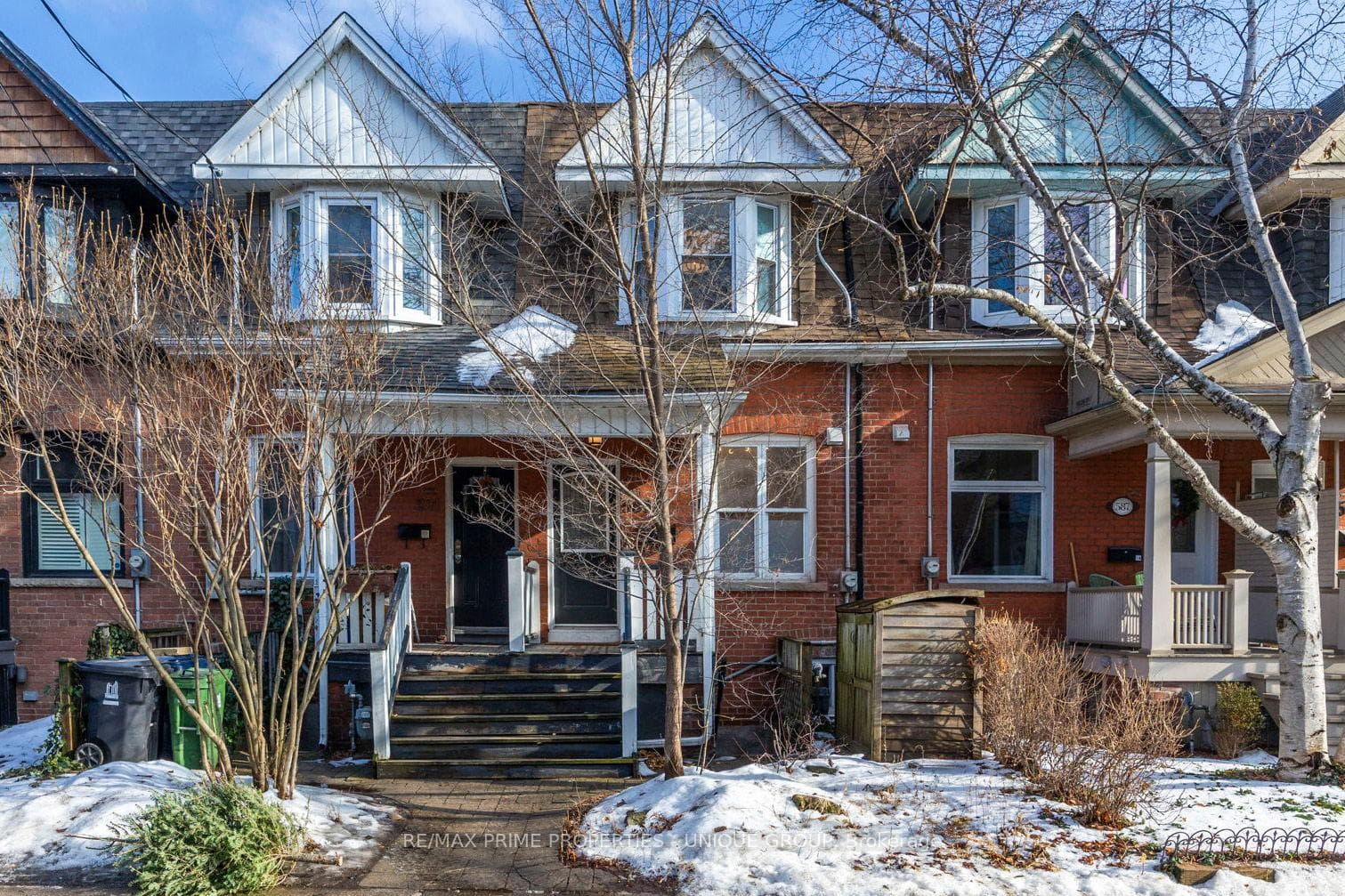 589 Logan Avenue Unit Main, Riverdale / Leslieville, ON M4K 3B9 - Photo 1