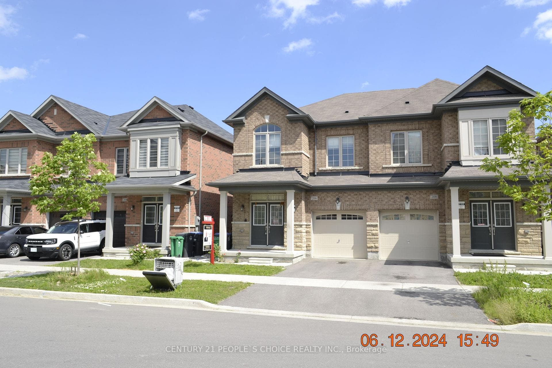 206 Fruitvale Circle, Brampton, ON L7A 5C3 - Photo 1