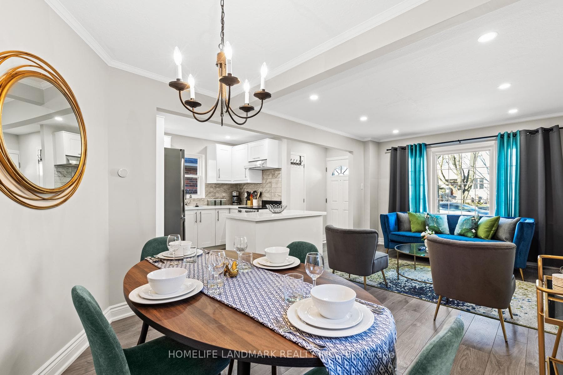 107 Parklea Drive, Flemingdon Park / Don Mills, ON M4G 2J9 - Photo 1