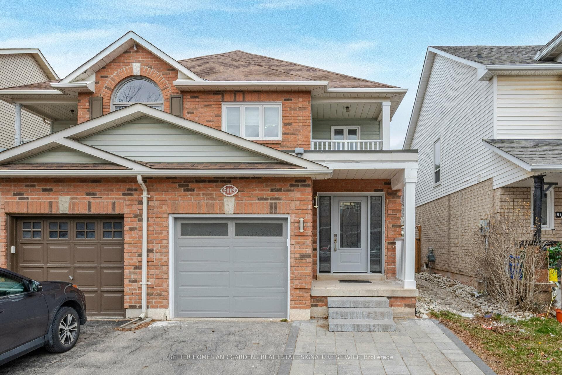 5119 Lampman Avenue, Burlington, ON L7L 6L1 - Photo 1