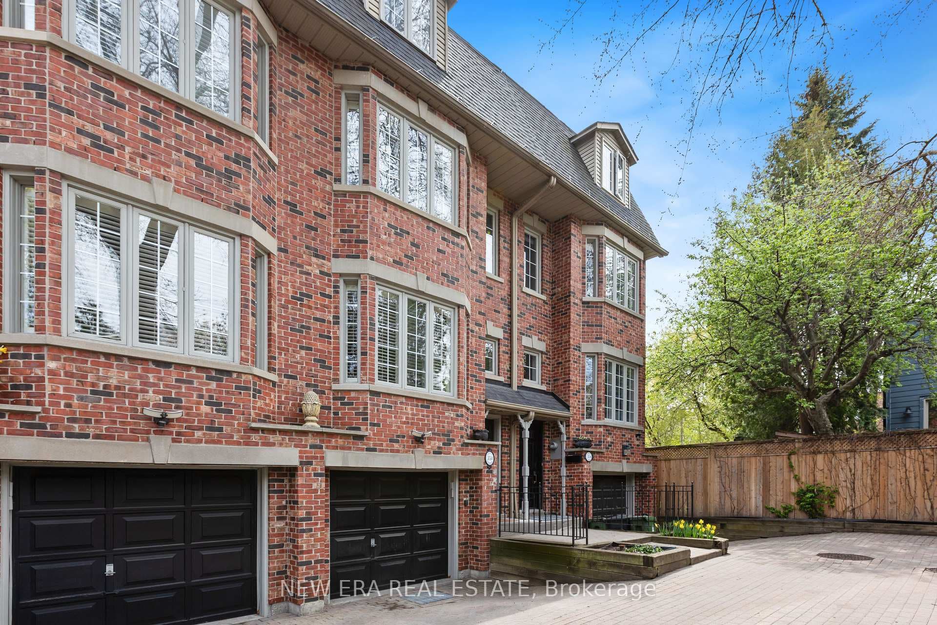 35 Spruce Street Unit B, Regent Park / Cabbagetown / St. James Town, ON M5A 2H8 - Photo 1