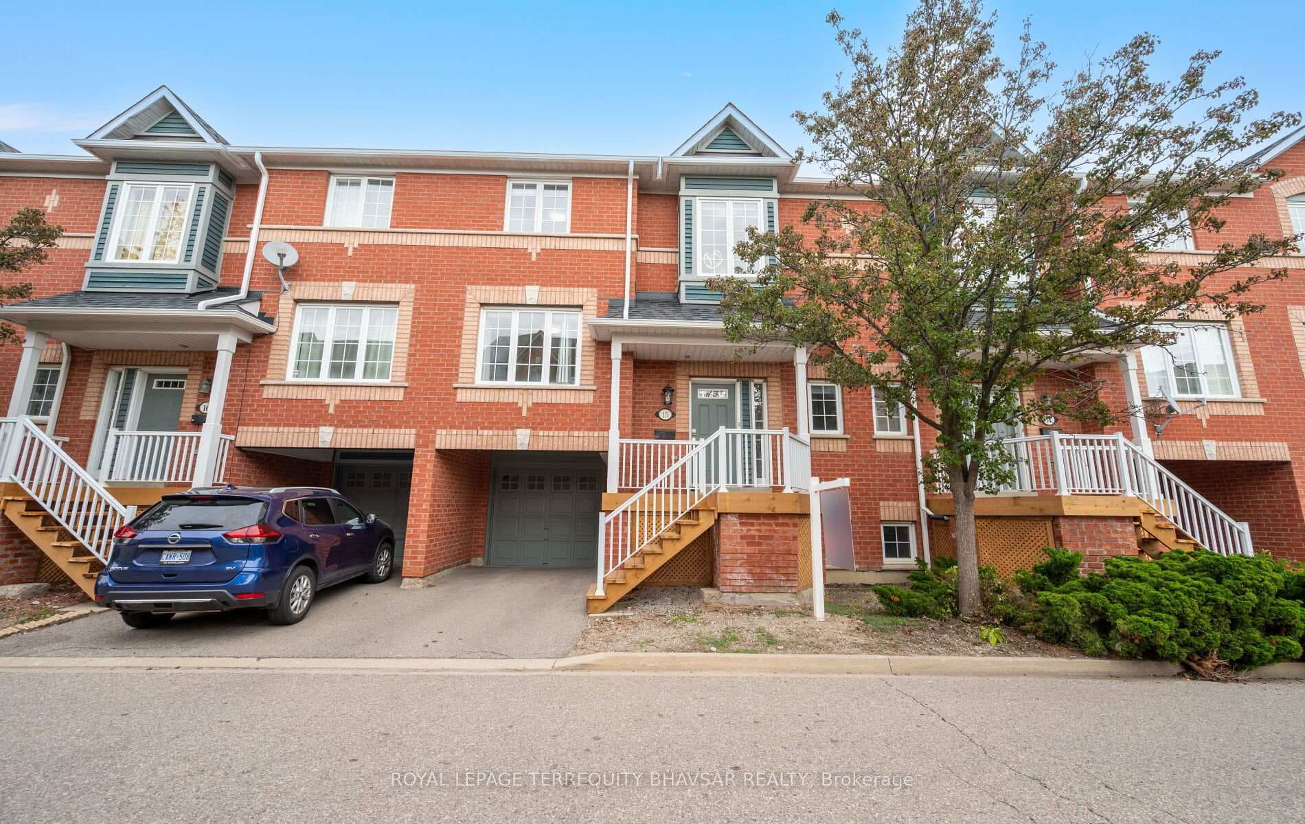 5031 East Mill Road Unit 15, Mississauga, ON L5V 2M5 - Photo 1