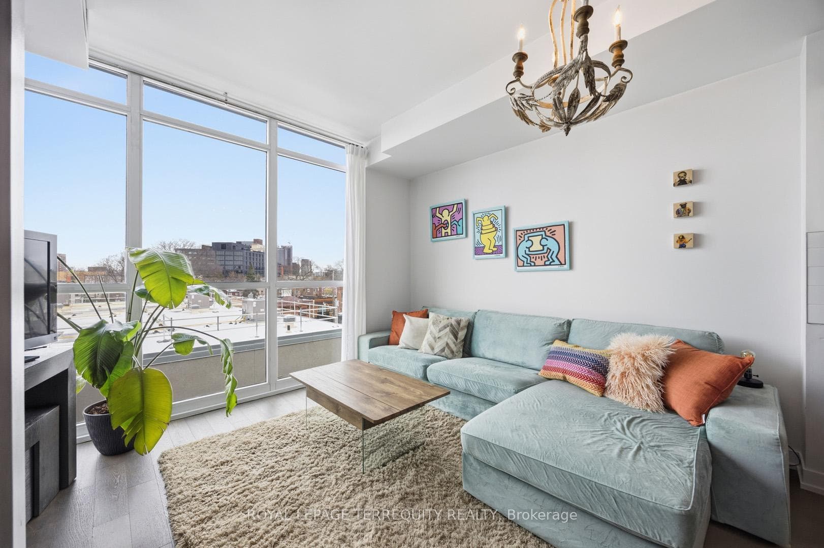 36 Howard Park Avenue Unit 510, High Park / Junction / Roncesvalles, ON M6R 0A5 - Photo 1