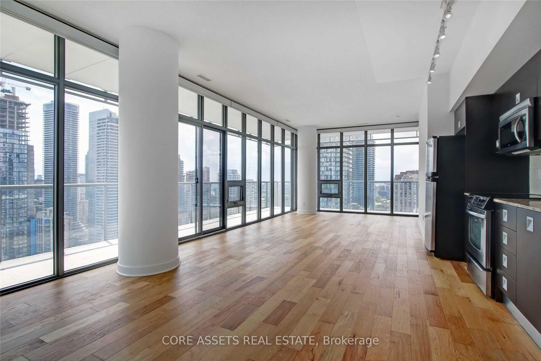 33 Charles Street Unit 2704, Toronto C08