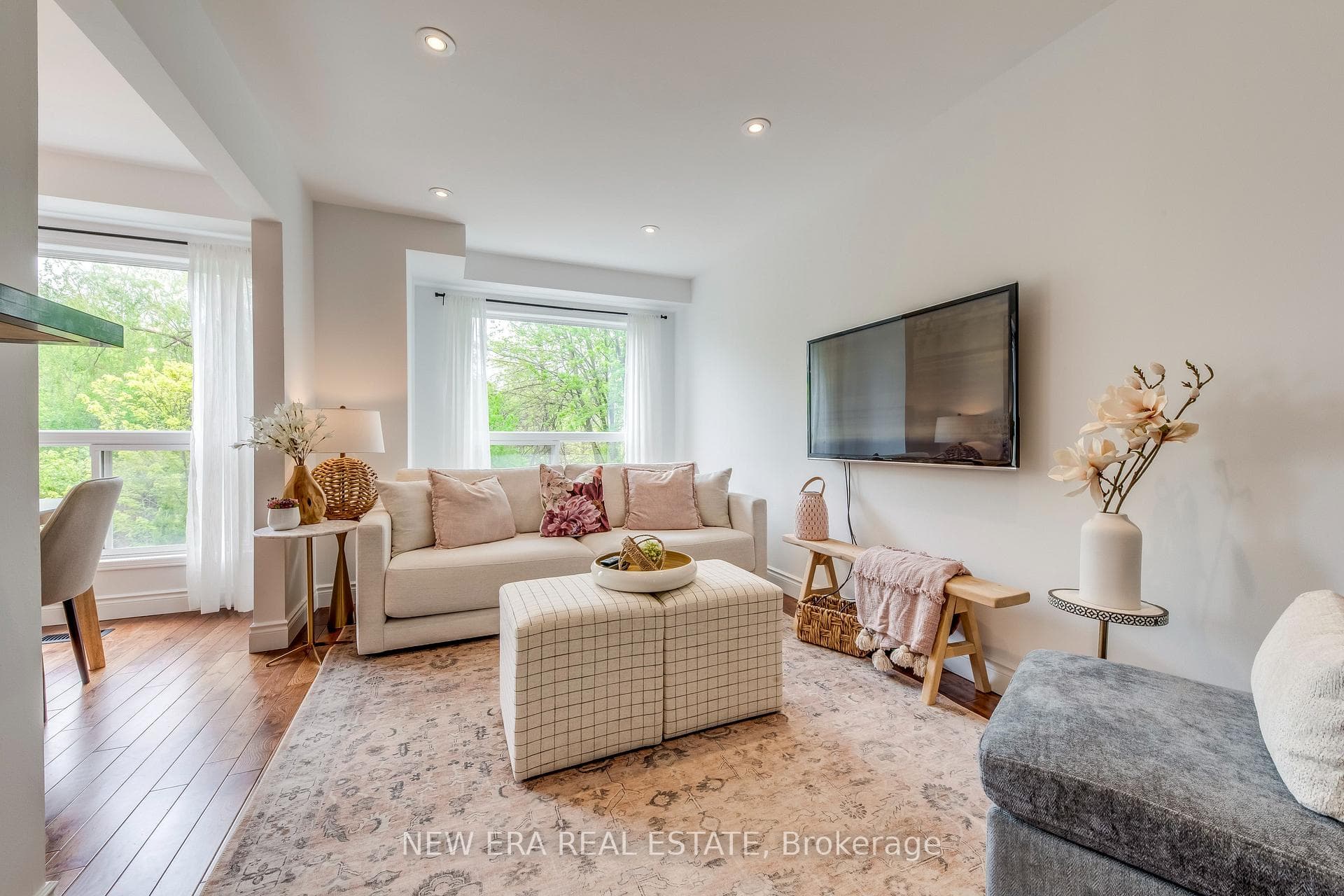 7284 Bellshire Gate Unit 43, Mississauga, ON L5N 8E4 - Photo 1