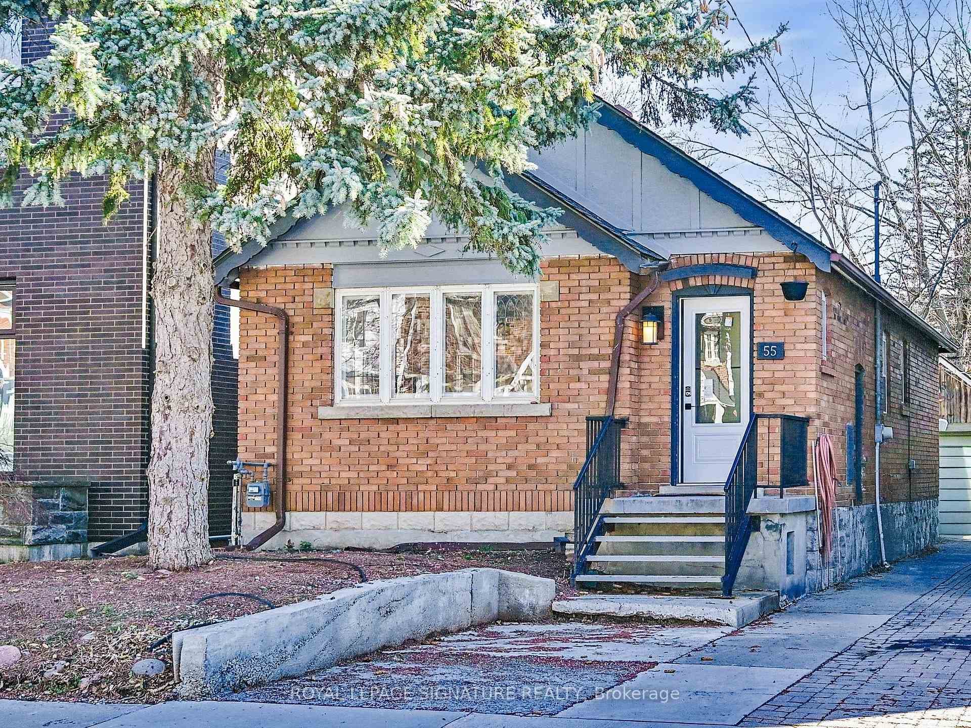 55 Banff Road, Leaside / Davisville, ON M4S 2V6 - Photo 1