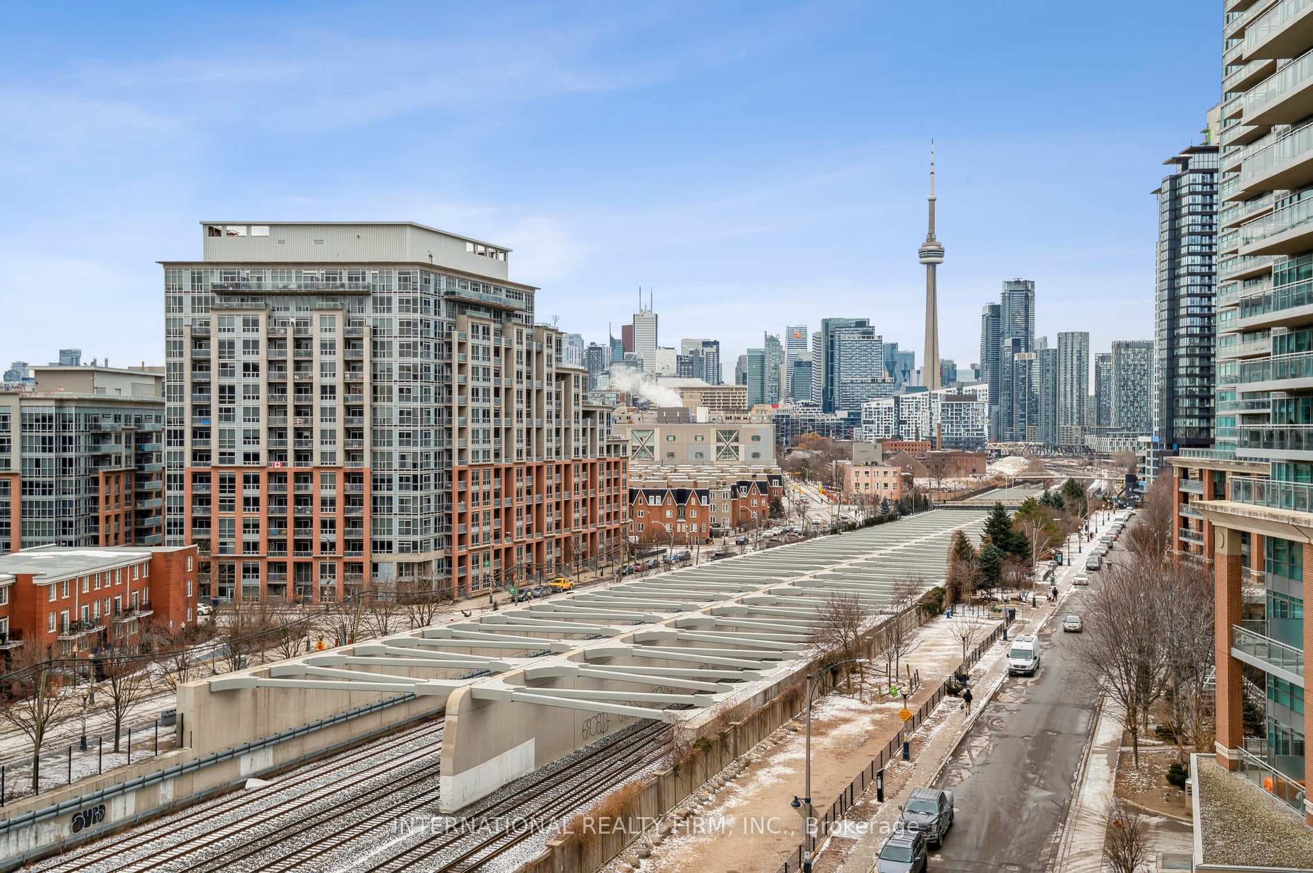 125 Western Battery Road Unit 802, Toronto C01