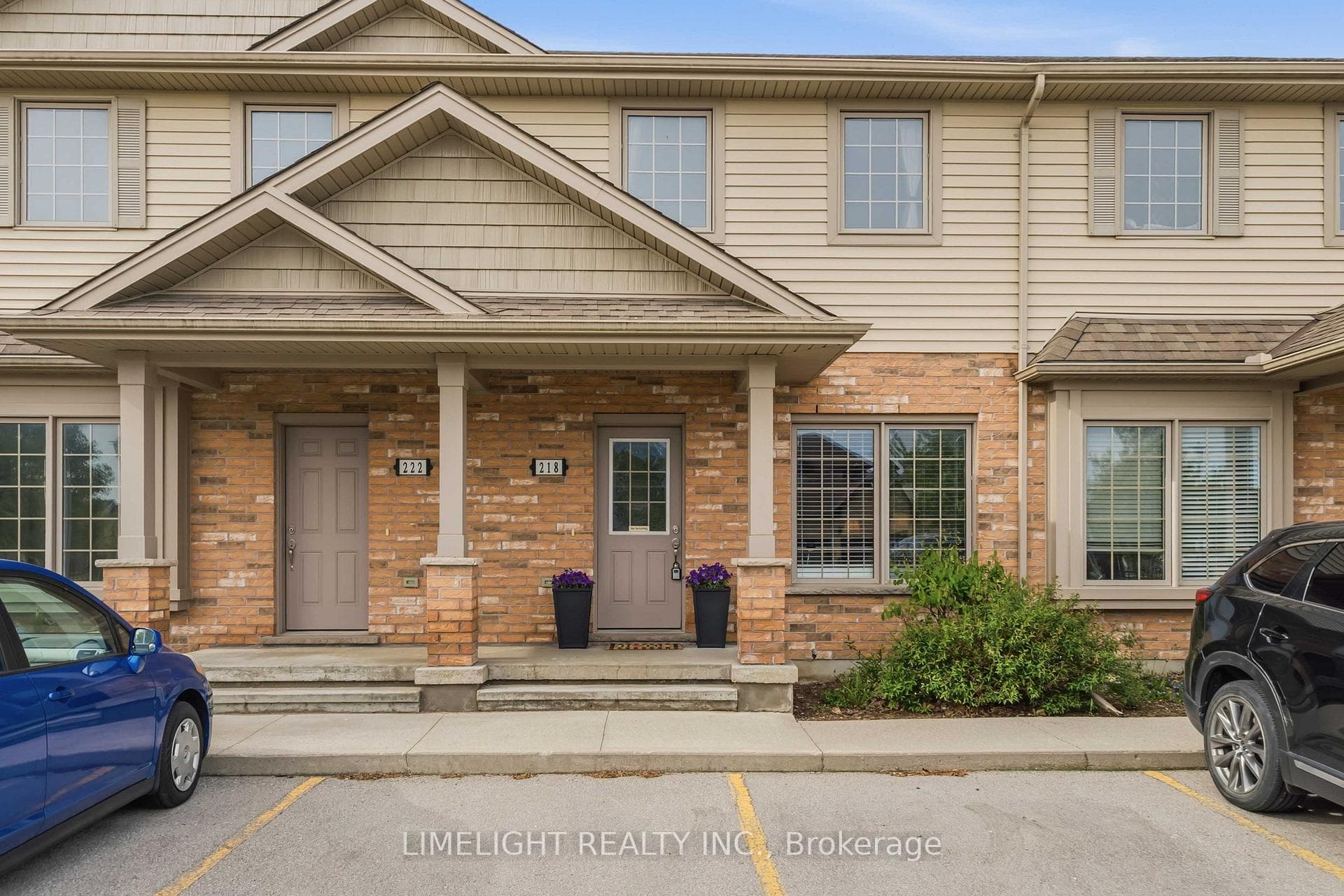 3320 Meadowgate Boulevard Unit 218, London South, ON N6M 0A7 - Photo 1