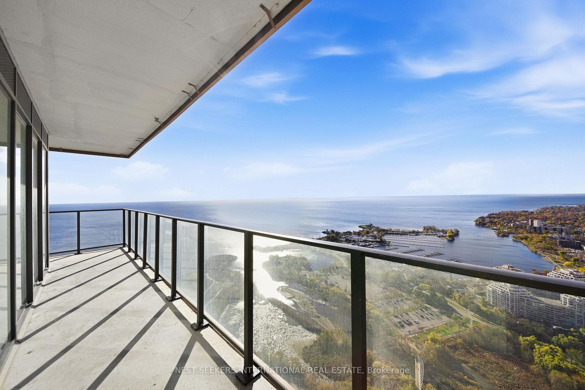 30 Shore Breeze Drive Unit 5407, Toronto W06