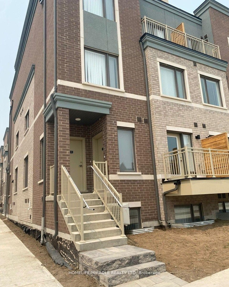 260 Twelfth Street Unit 2, Liberty Village / Parkdale / South Parkdale, ON M8V 0J6 - Photo 1