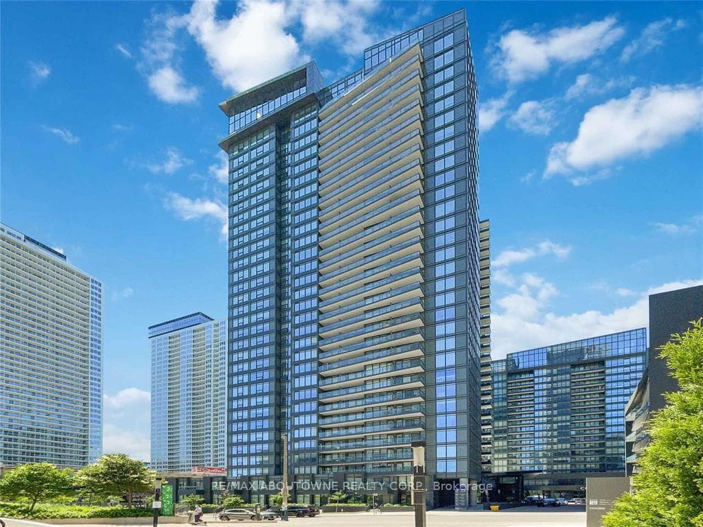 70 Queens Wharf Road Unit 2201, Downtown Toronto / Waterfront, ON M5V 0J2 - Photo 1