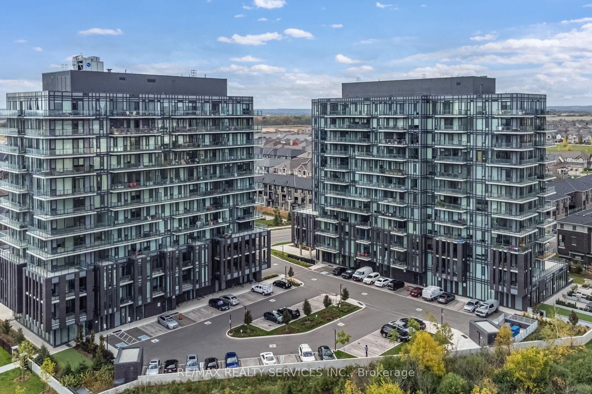 225 VETERANS Drive Unit 304, Brampton, ON L7A 5L7 - Photo 1