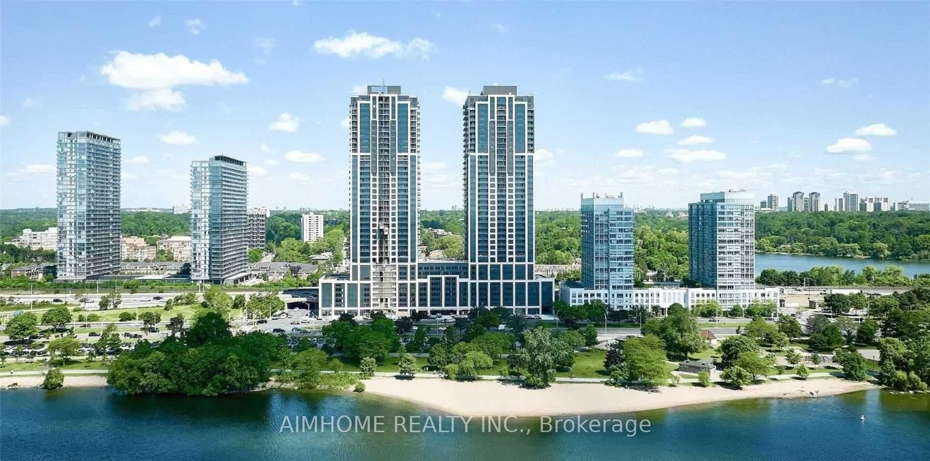1926 Lake Shore Boulevard Unit 2915, High Park / Junction / Roncesvalles, ON M6S 1A1 - Photo 1