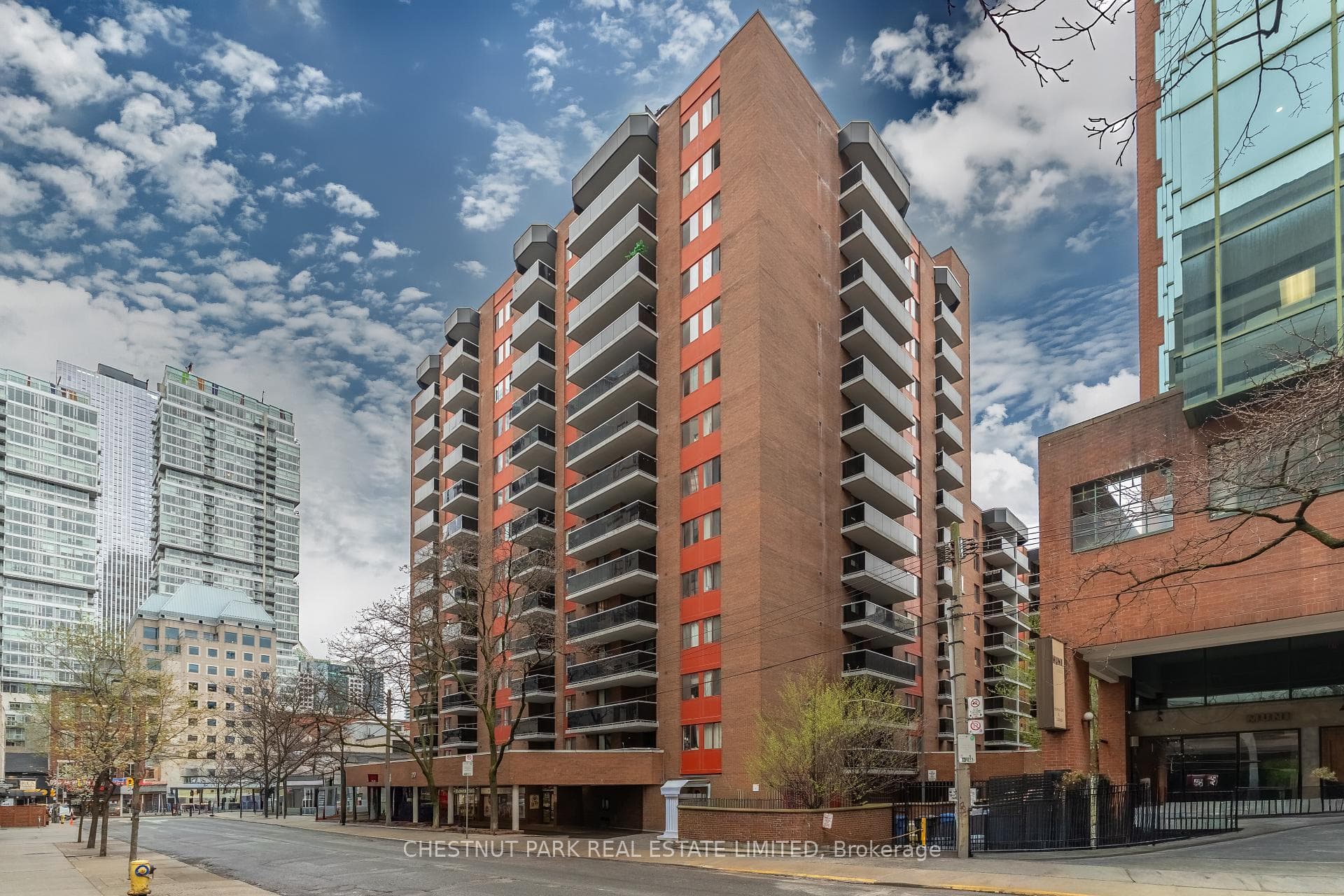 20 Saint Patrick Street Unit 1207, Toronto C01