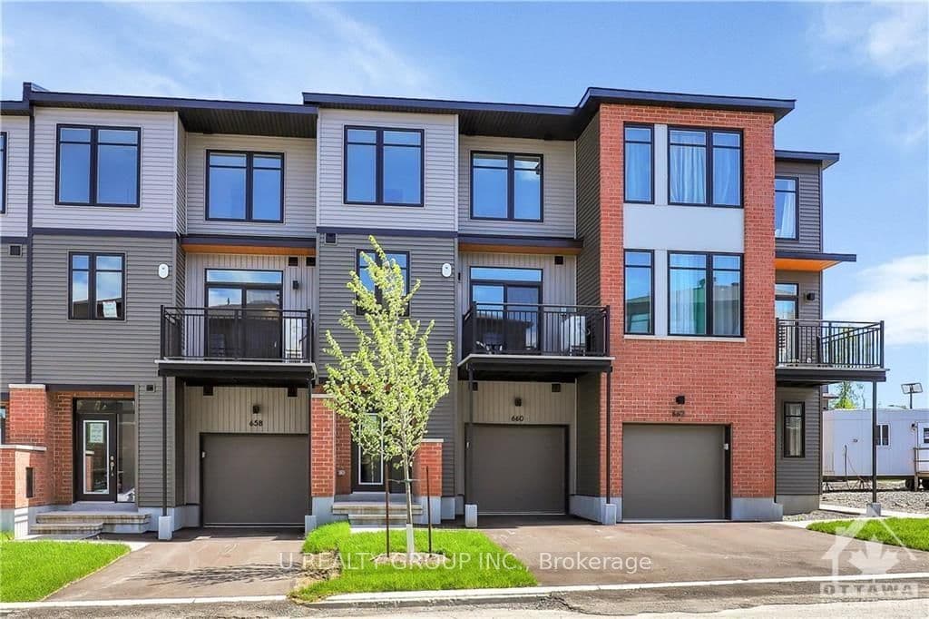 660 CORPORAL, Blossom Park - Airport and Area, ON K1X 1G6 - Photo 1