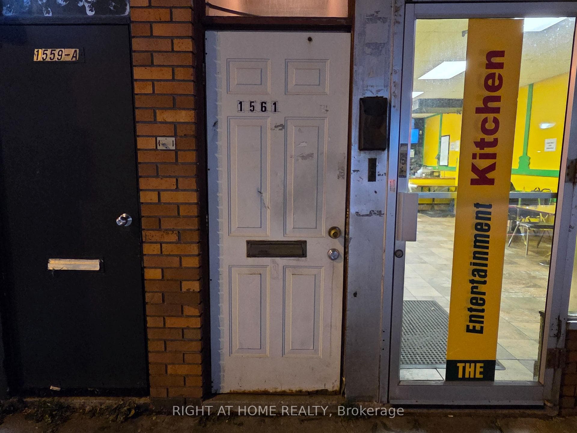 1561 Eglinton Avenue West Avenue Unit Level 2, Forest Hill / Deer Park, ON M6E 2G9 - Photo 1
