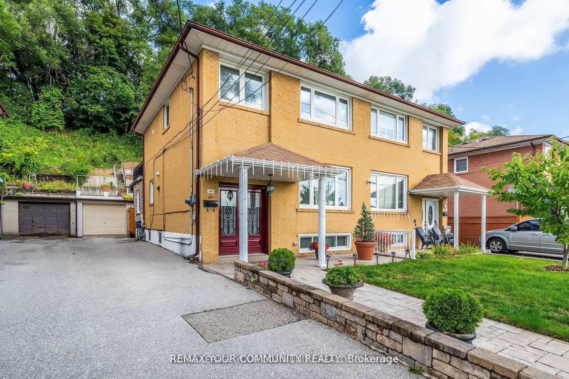 119 Dalrymple Drive, Keelesdale / Eglinton West, ON M6N 4S2 - Photo 1