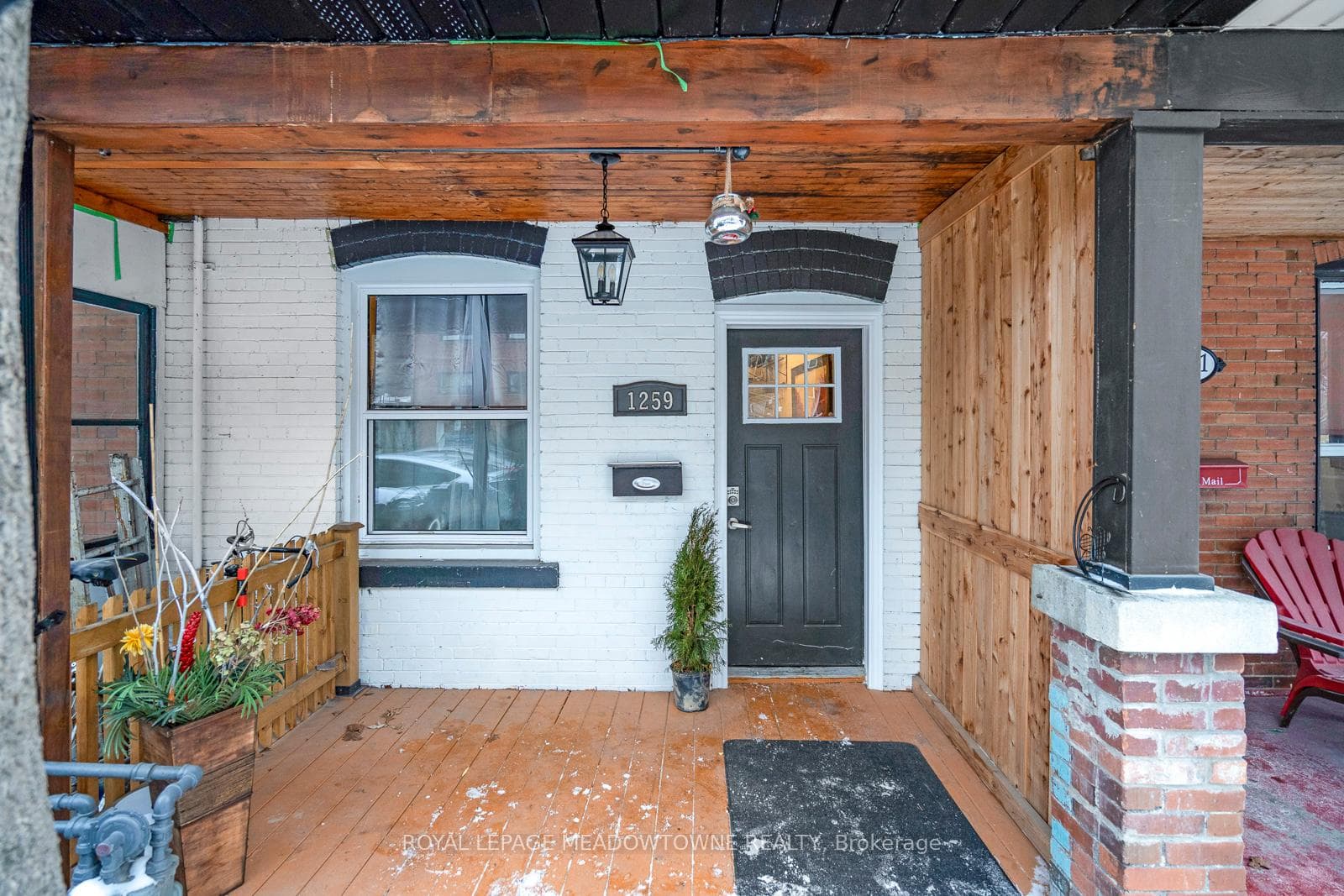 1259 Davenport Road Unit Room, Bloor West Village / Swansea, ON M6H 2H2 - Photo 1