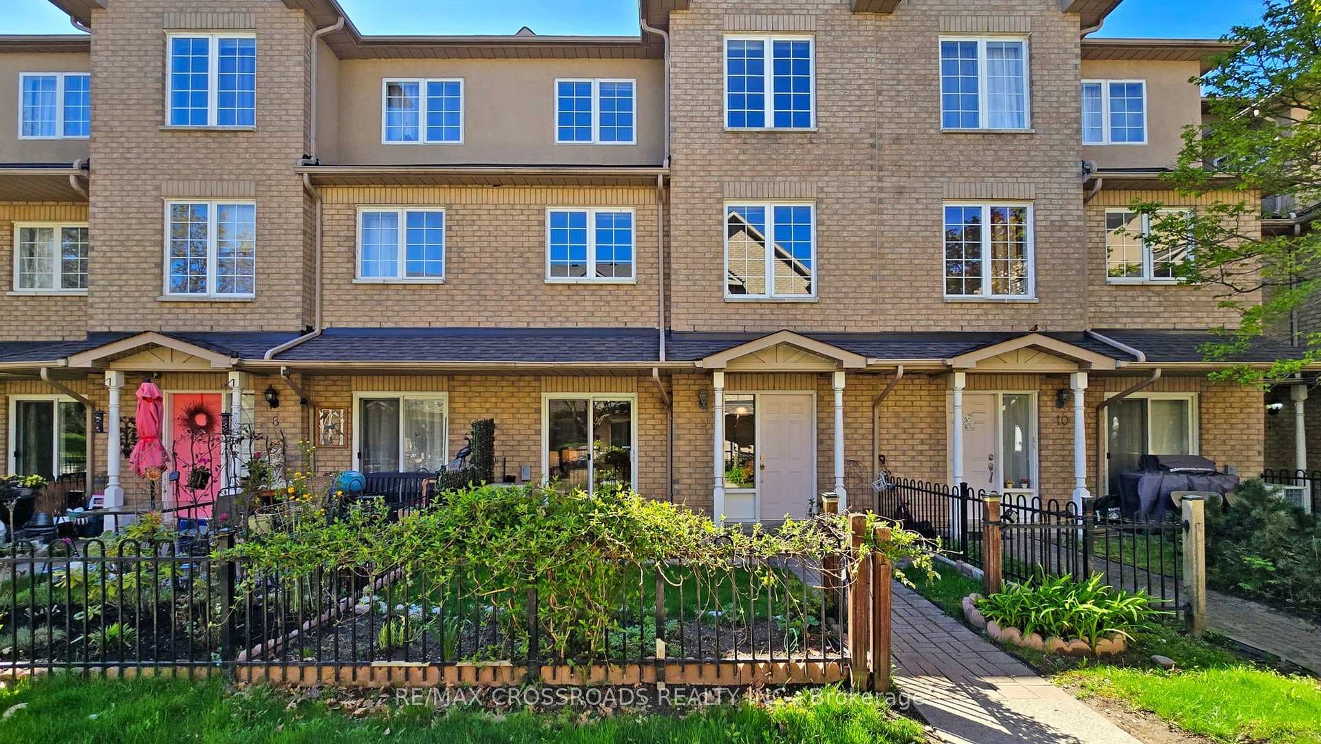 23 St Moritz Way Unit 9, Markham, ON L3R 4G4 - Photo 1