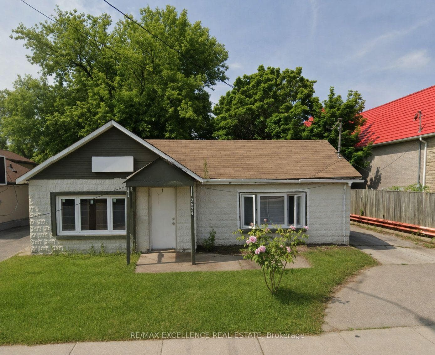 2574 Confederation Parkway, Mississauga, ON L5B 1S2 - Photo 1