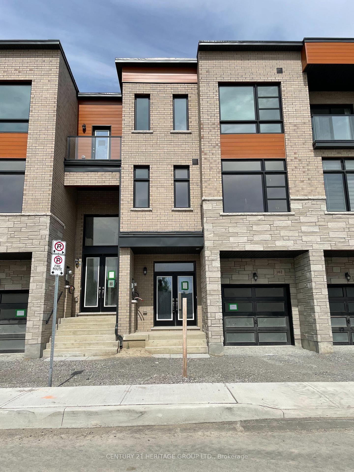 102 Wascana Road, Vaughan