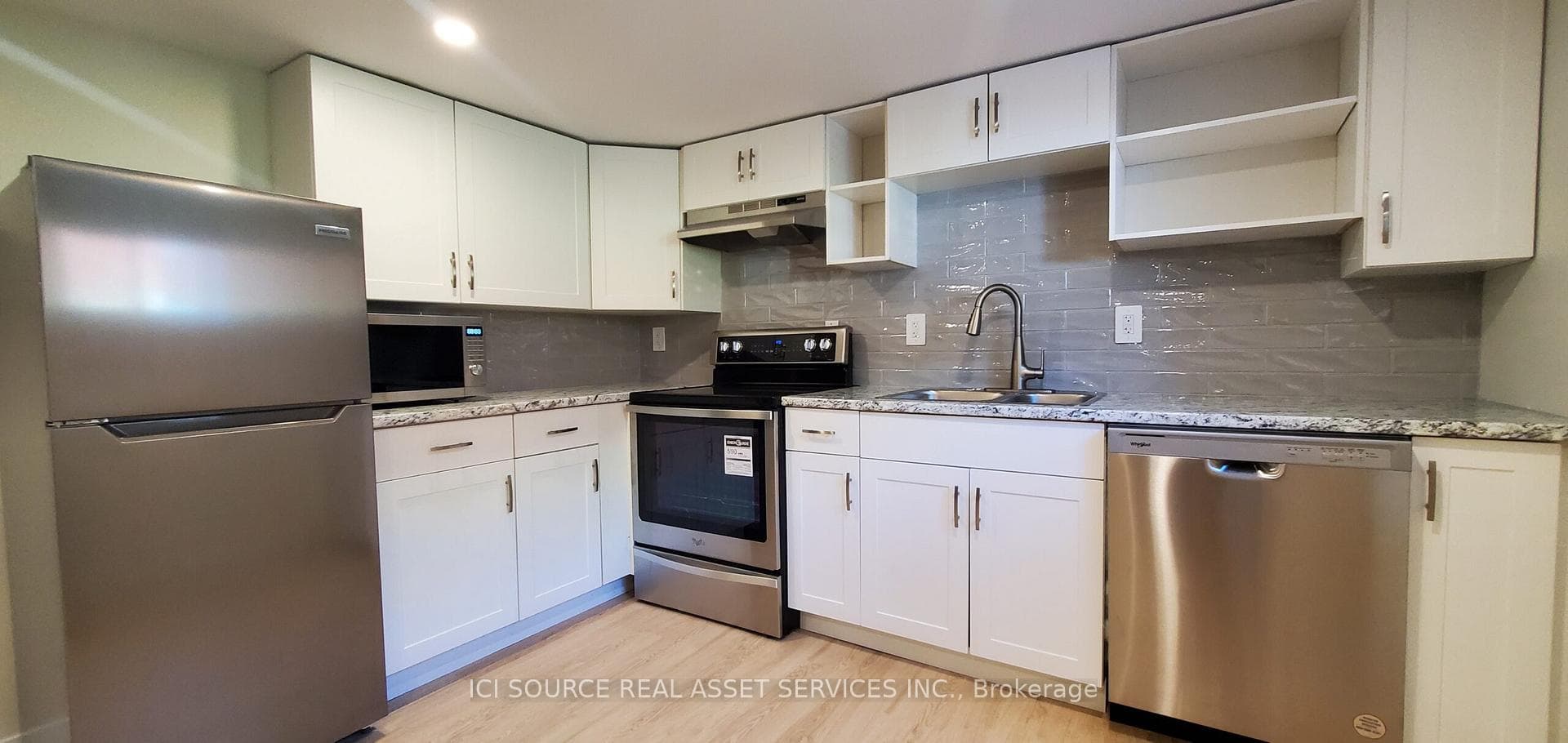 371 Bridge Street Unit B, Belleville