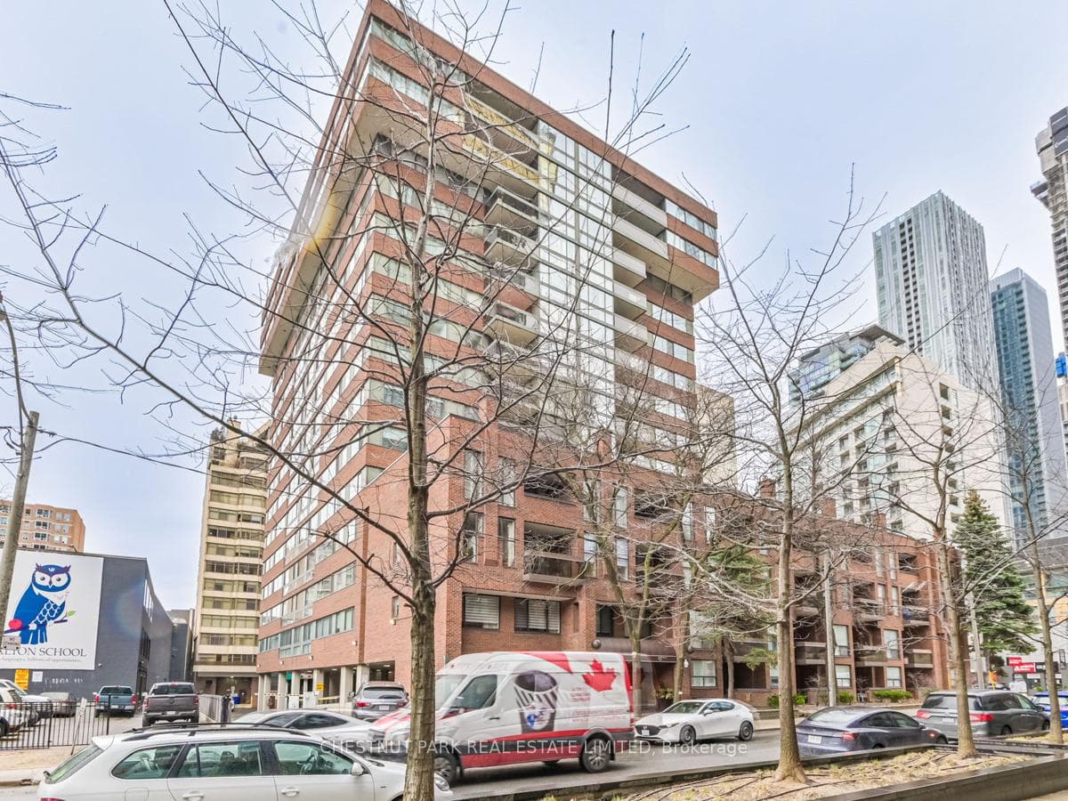15 Mcmurrich Street Unit 1502, Annex / Yorkville / Summerhill, ON M5R 3M6 - Photo 1