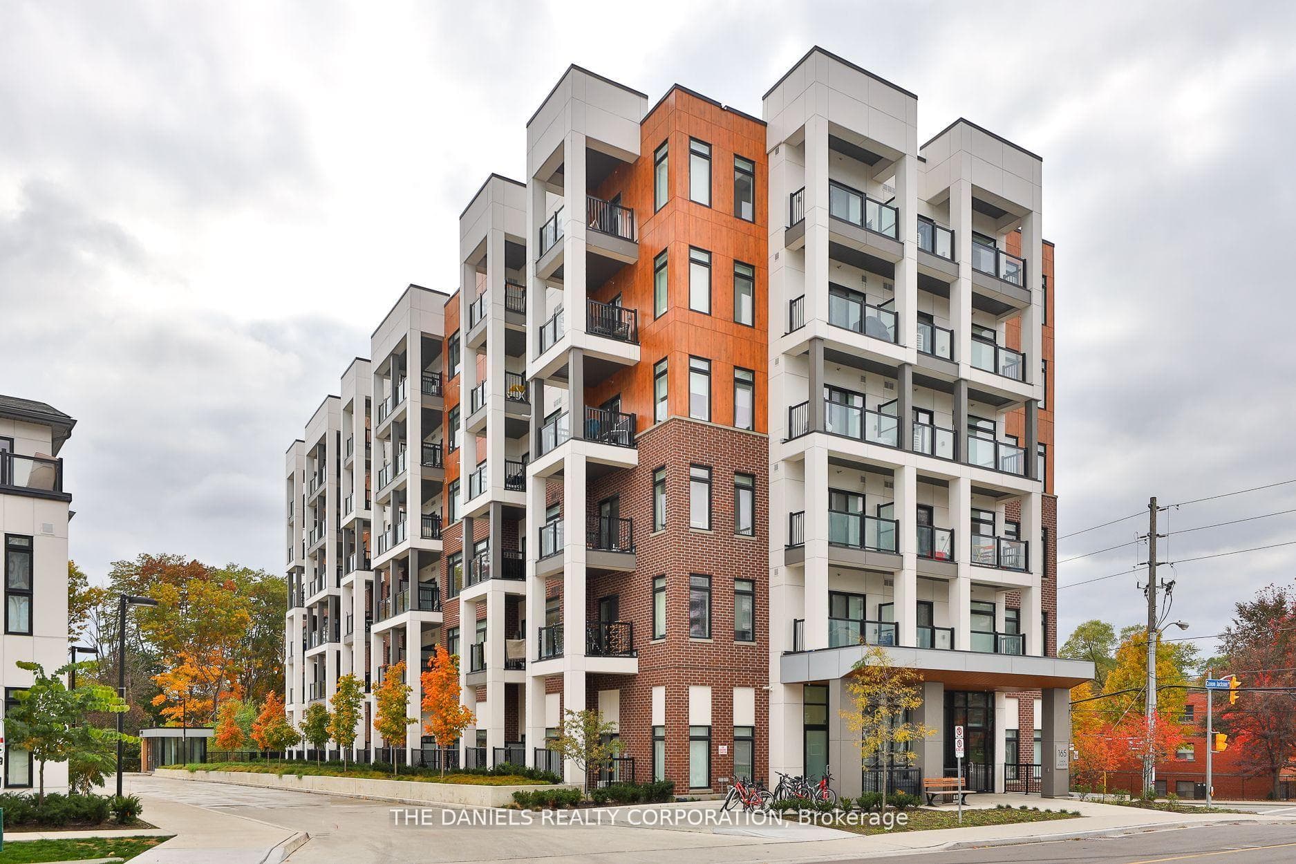 165 Canon Jackson Drive Unit 210, York / Weston, ON M6M 0C4 - Photo 1