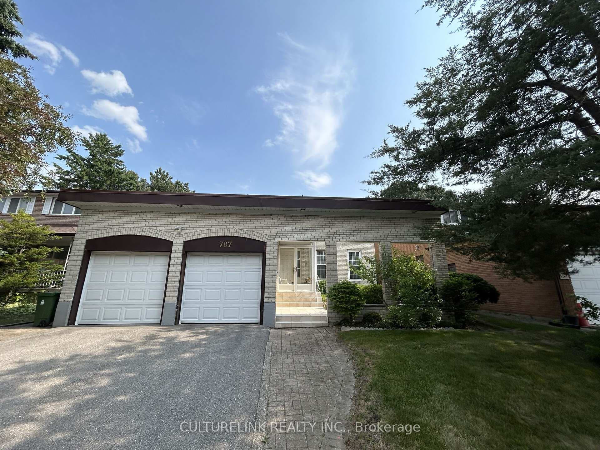 787 Cummer Avenue, Toronto C15
