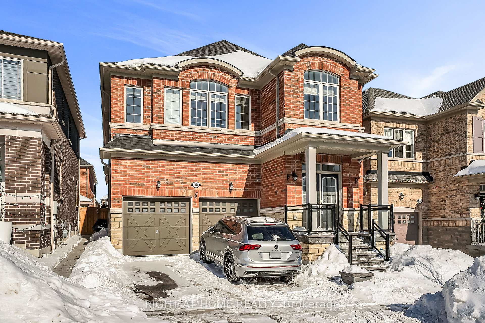 1174 Sepia Square, Pickering, ON L1X 0H1 - Photo 1